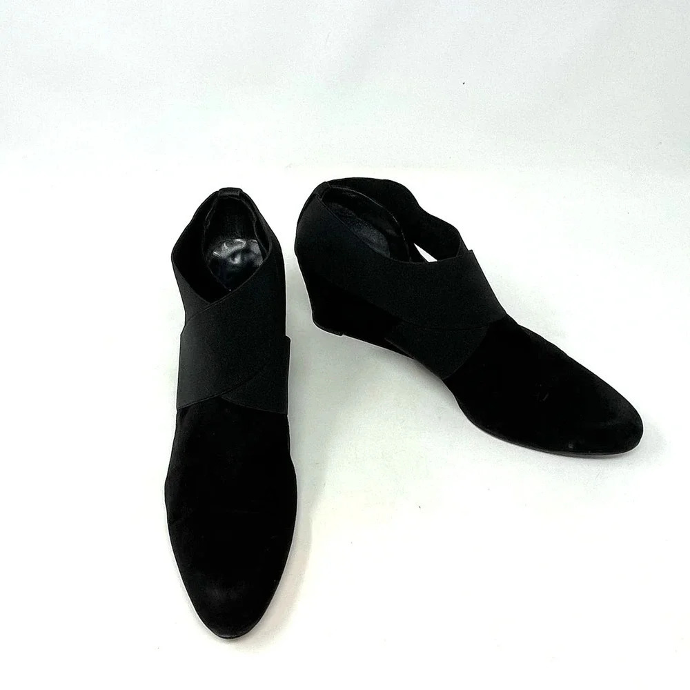 Stuart Weitzman Coban Suede Wedge Booties Black S… - image 5